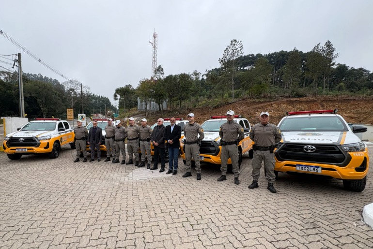 CSG entrega cinco novas viaturas ao 3º Batalhão Rodoviário da Brigada Militar 