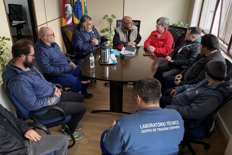 Reunião entre Sindiserv e Samae debate condições de trabalho e futuro da autarquia