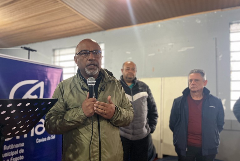 Samae entrega 69 caixas d’água no Vila Ipê neste sábado 