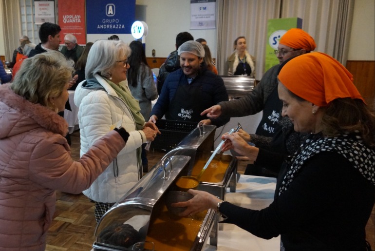 Noite das Sopas reúne solidariedade no Salão dos Capuchinhos