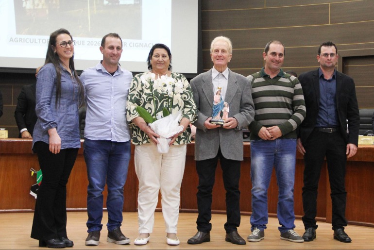 "Uma vida cultivando histórias: Valcir Cignachi recebe homenagem como Agricultor Destaque 2026"