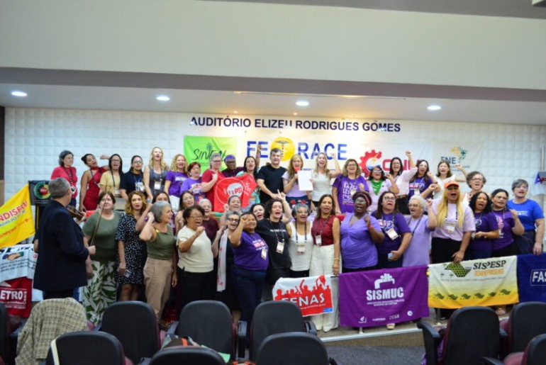 Sindiserv participa de encontro nacional em defesa da valorização dos serviços públicos