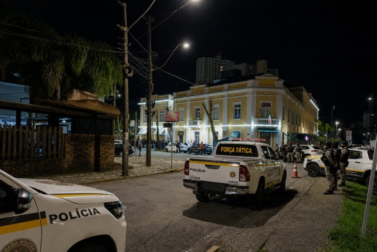 Operação Sossego Público resulta em 58 autuações e sete veículos removidos na Estação Férrea