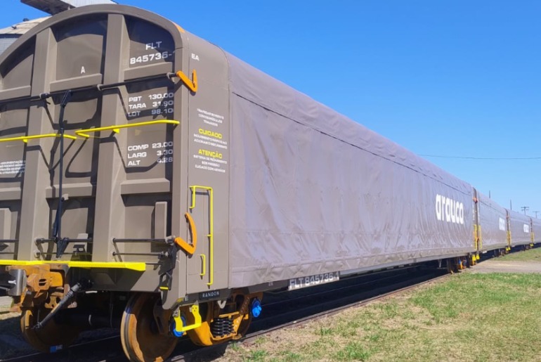 Randon entrega primeiros vagões ferroviários para Arauco Brasil