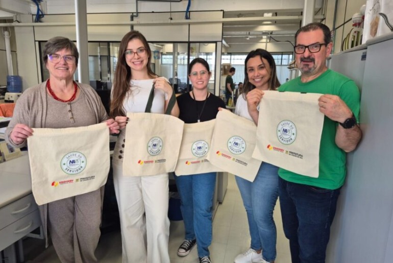 Sindiserv comemora primeiro ano do NAPS