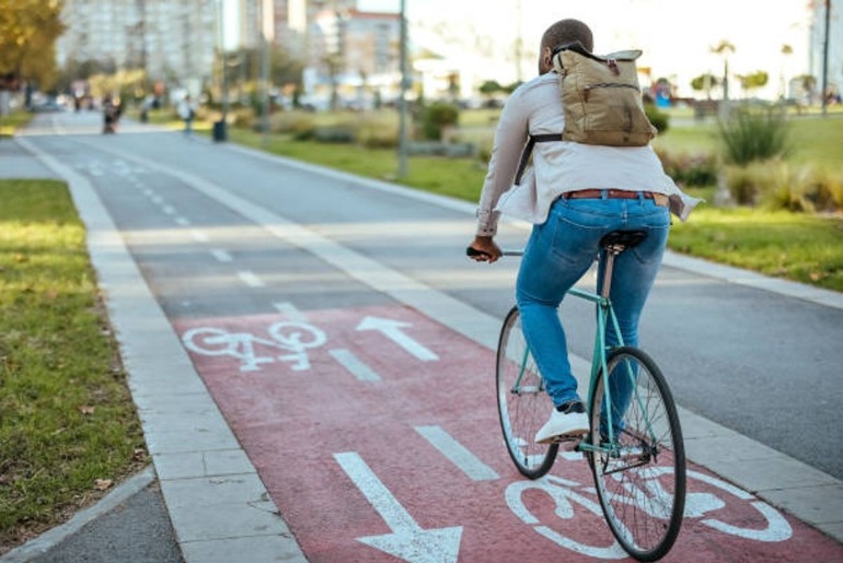 Caxias avança na implantação de ciclofaixa entre parques