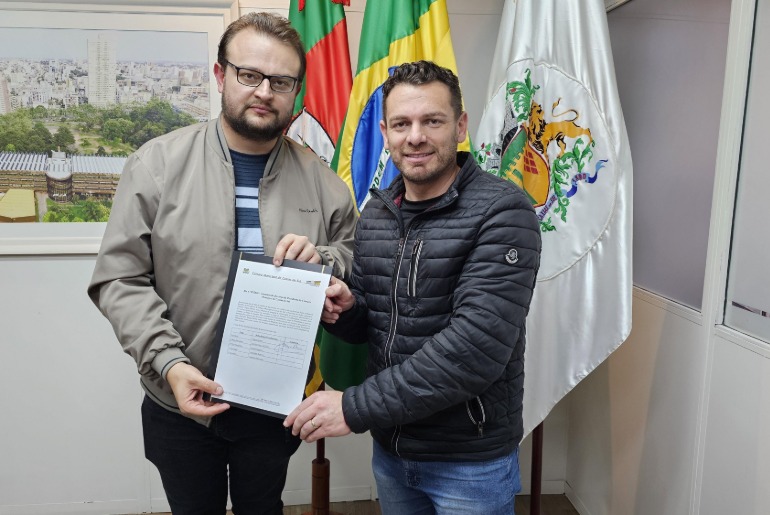 João Uez assume a Presidência da Câmara de Caxias do Sul durante licença de Wagner Petrini